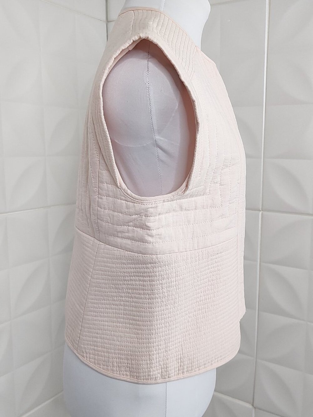 NWT Christoff Quilted Pink Runway Vest Top Cotton Designer M $428 BCBGMAXAZRIA - Picture 11 of 16